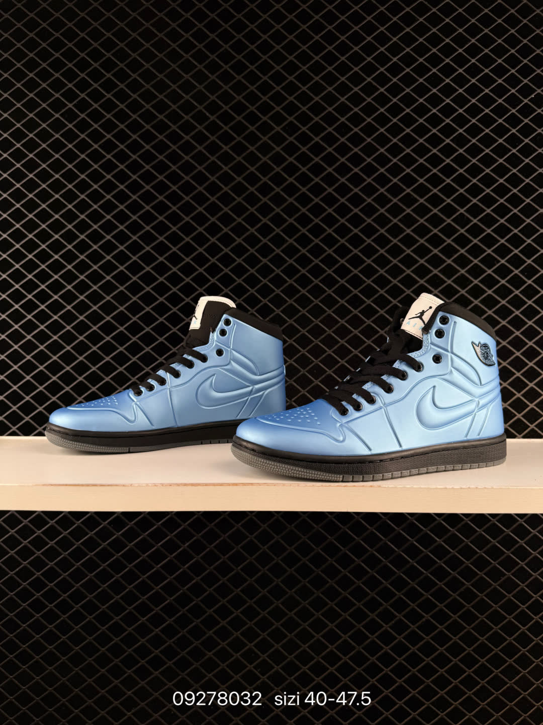 Nike Air Jordan 1 Retro Mid AJ1-414823-002